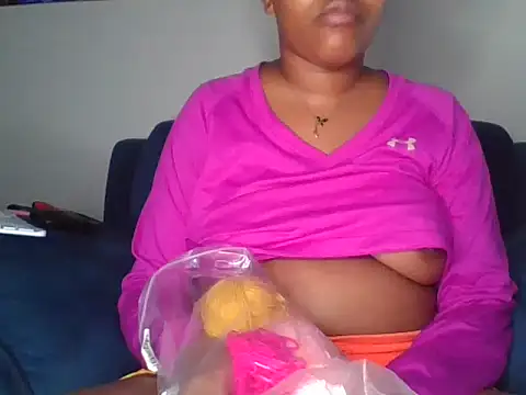 SquirtQueen222 online show from 04/02/26, 03:24