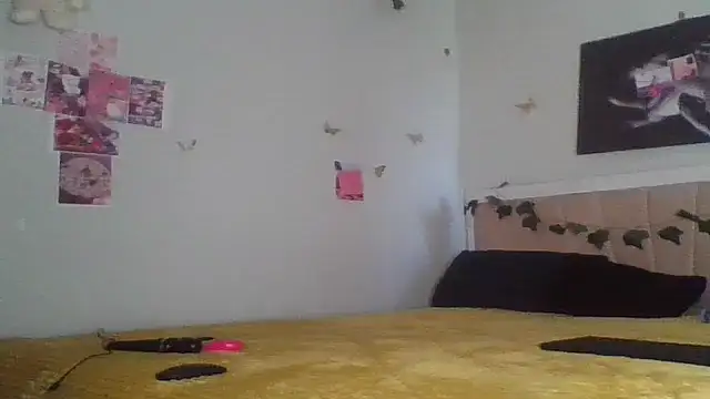 SquirtQueen222 online show from 05/22/26, 09:18