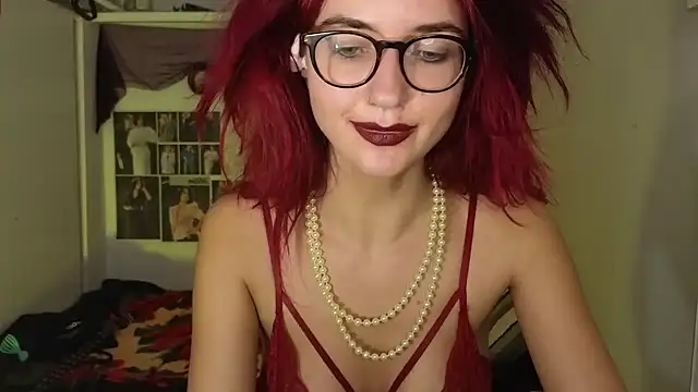 Snapshot of TatianaRomanov chatting on 10/09/25, 09:37 TatianaRomanov online show from 10/09/25, 09:37