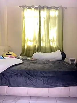 nur lin online show from 12/02/25, 01:02