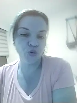 Snapshot of MarilynDavies chatting on 03/11/25, 04:19 MarilynDavies online show from 03/11/25, 04:19