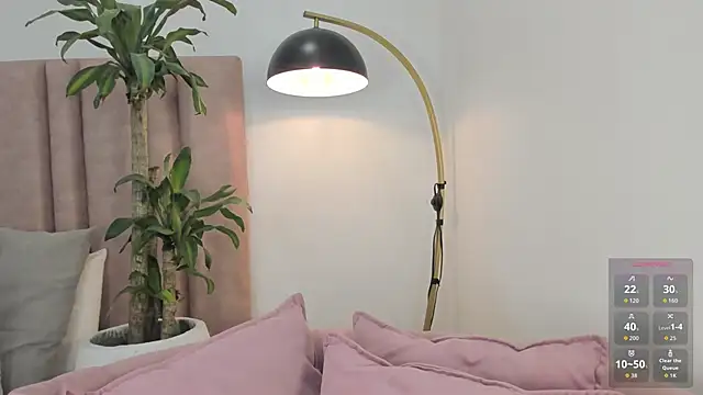 im alejandra  online show from 11/21/25, 11:48