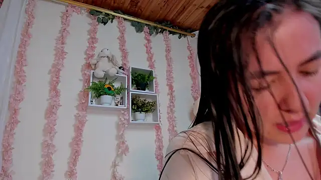 Idara and Edahi01 online show from 10/18/25, 07:38