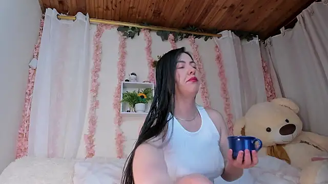 Idara and Edahi01 online show from 01/10/26, 01:06