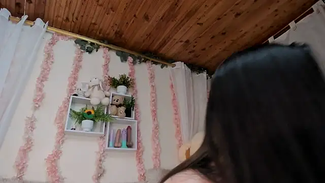 Idara and Edahi01 online show from 03/04/26, 06:04