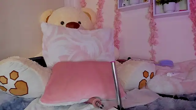 Idara and Edahi01 online show from 09/29/25, 03:24