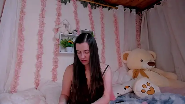 Idara and Edahi01 online show from 10/23/25, 05:44