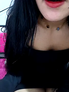 Fatina111 online show from 03/19/26, 04:23