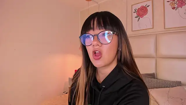 Aily Yozuko online show from 03/13/26, 02:38