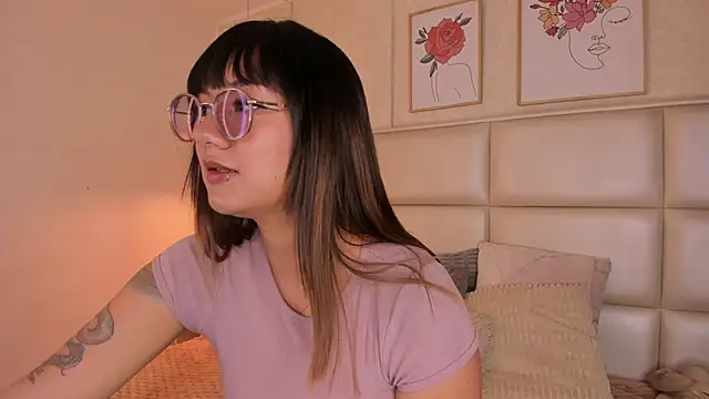 Aily Yozuko online show from 03/31/26, 02:13