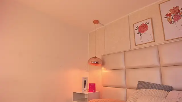 Aily Yozuko online show from 01/15/26, 02:37