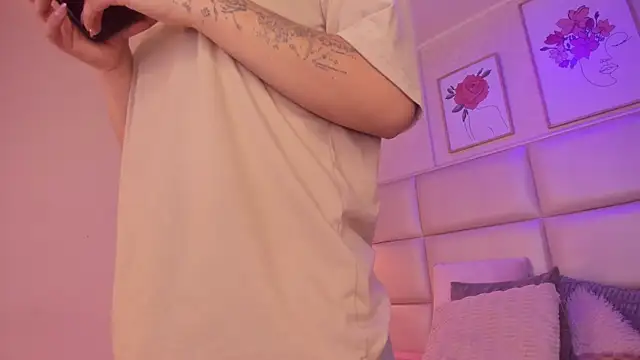 Aily Yozuko online show from 02/14/26, 02:45