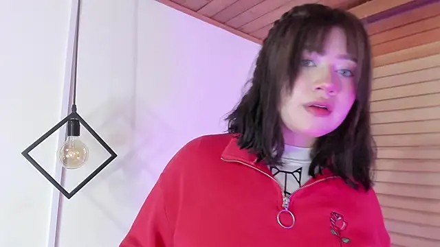 GENNESIS LOVE online show from 11/25/25, 03:18