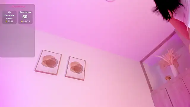 Mia 222 online show from 03/08/26, 11:13