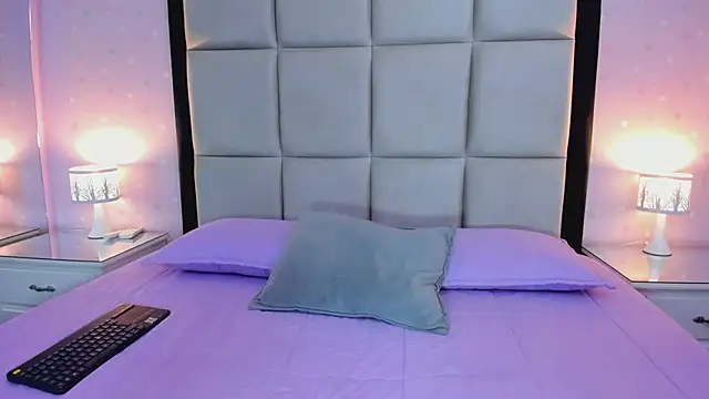 HannaClarrk  online show from 03/26/26, 11:35