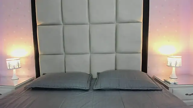 HannaClarrk  online show from 04/01/26, 08:06