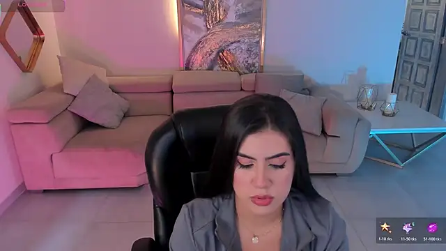 AngelicaVega online show from 11/18/25, 07:17