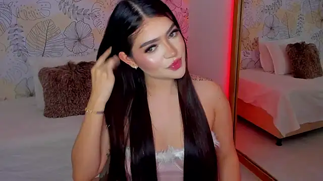 Snapshot of Mariana_Baez chatting on 02/18/25, 08:36 Mariana Baez online show from 02/18/25, 08:36