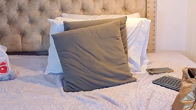 Anya Texas online show from 02/08/26, 07:44