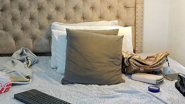 Anya Texas online show from 02/05/26, 08:04