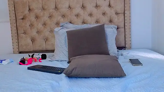 Anya Texas online show from 03/15/26, 07:54