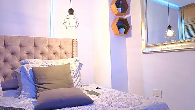 Snapshot of Anya_Texas chatting on 11/12/25, 08:01 Anya Texas online show from 11/12/25, 08:01