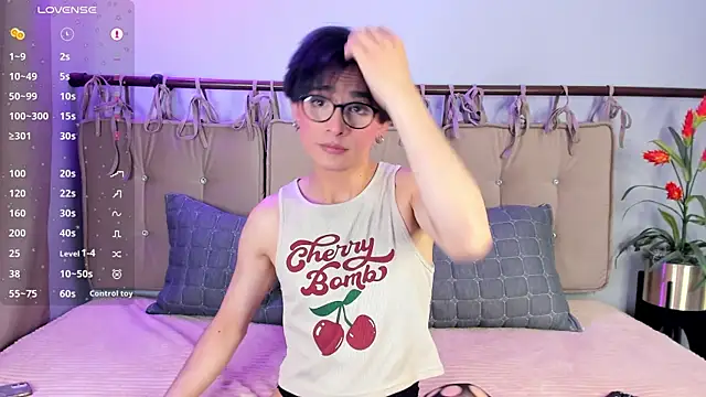 cherryy boy online show from 07/18/26, 08:50