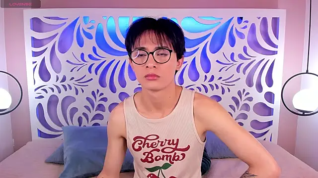 Snapshot of cherryy_boy chatting on 05/09/26, 08:12 cherryy boy online show from 05/09/26, 08:12