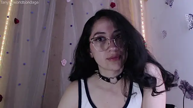 Snapshot of Tanya_WorldBondage chatting on 06/05/26, 12:15 Tanya WorldBondage online show from 06/05/26, 12:15