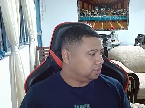 Hoowar2012 online show from 11/03/25, 12:38