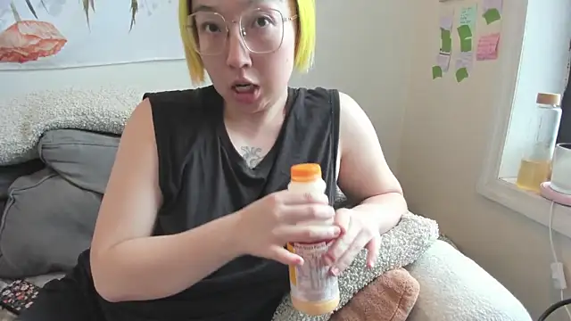 luxgray online show from 04/13/26, 07:18