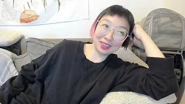 luxgray online show from 12/20/25, 11:07