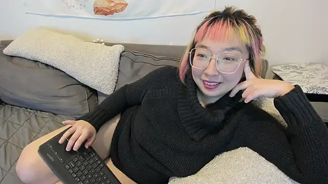 luxgray online show from 12/14/24, 01:27