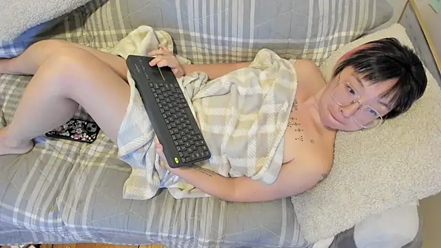 luxgray online show from 10/16/25, 11:46