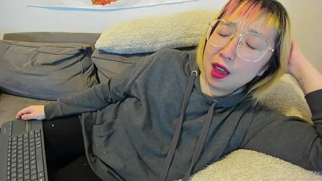 luxgray online show from 01/21/25, 01:29