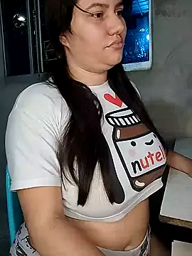 Snapshot of ariana_d20 chatting on 10/18/25, 09:33 ariana d20 online show from 10/18/25, 09:33