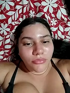 Snapshot of ariana_d20 chatting on 11/05/25, 11:19 ariana d20 online show from 11/05/25, 11:19