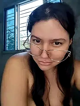 Snapshot of ariana_d20 chatting on 10/12/25, 11:33 ariana d20 online show from 10/12/25, 11:33