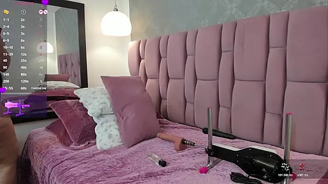 brithanyadams23 online show from 04/01/26, 03:52