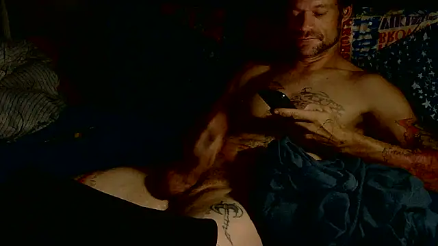 Snapshot of SoloMan2023 chatting on 09/27/25, 05:13 SoloMan2023 online show from 09/27/25, 05:13