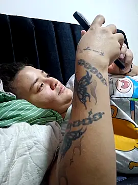 Liancy online show from 12/18/25, 04:44