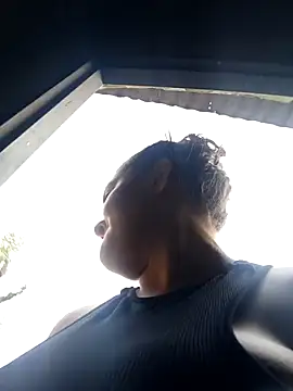 Liancy online show from 02/21/26, 08:33