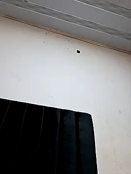 Liancy online show from 10/21/25, 10:31