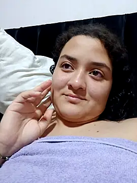 Liancy online show from 10/31/25, 08:38