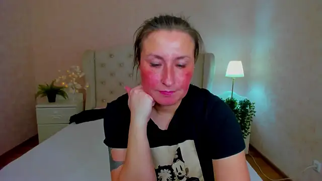 HotLiss online show from 03/06/25, 05:46