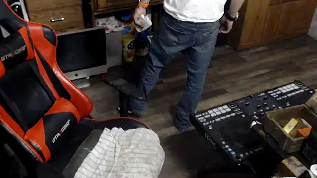 tongueispowerr6d9 online show from 04/22/26, 05:58