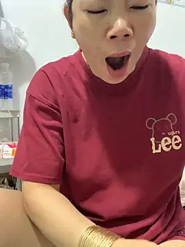 Baby-bigtits online show from 10/13/25, 11:49