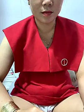 Baby-bigtits online show from 11/06/25, 02:59