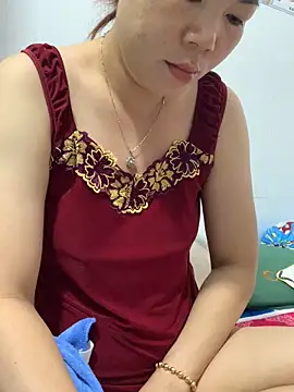 Baby-bigtits online show from 10/21/25, 10:53