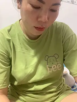 Baby-bigtits online show from 12/05/25, 10:47